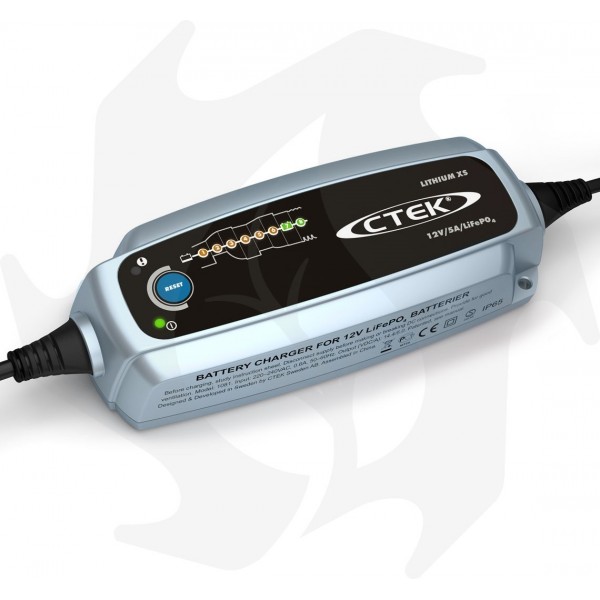 CTEK CS FREE Review: A Versatile and Reliable Smart Charger