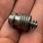 Decompressore cilindro per motosega Stihl 070-090-090G-MS720 - immagine 3